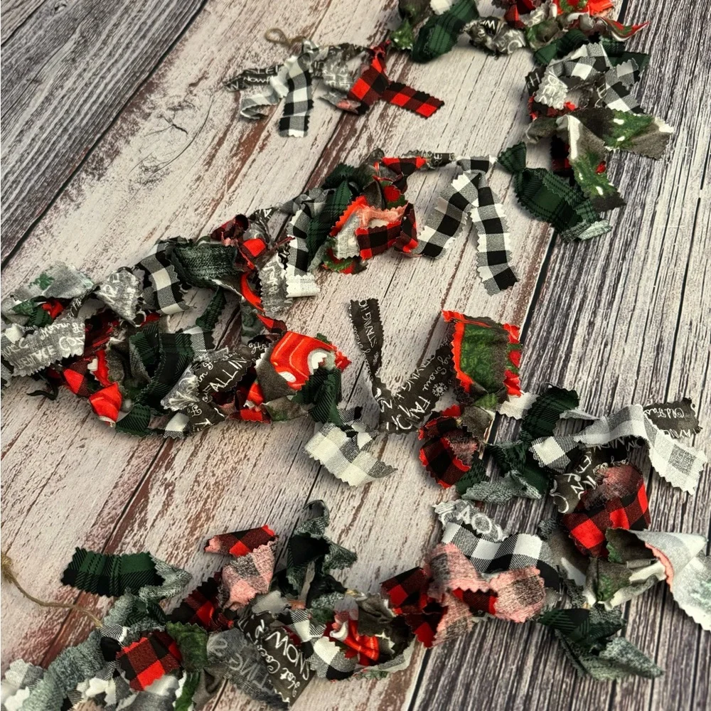 Garland shabby chic style red truck and plaid. 6 foot length.